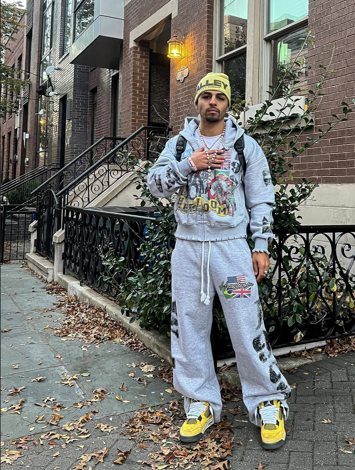 HEIRLOOM "W.A.R." SWEATS